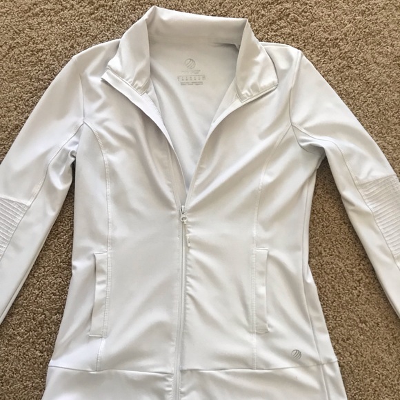 MPG Tops - White long sleeve zip up
